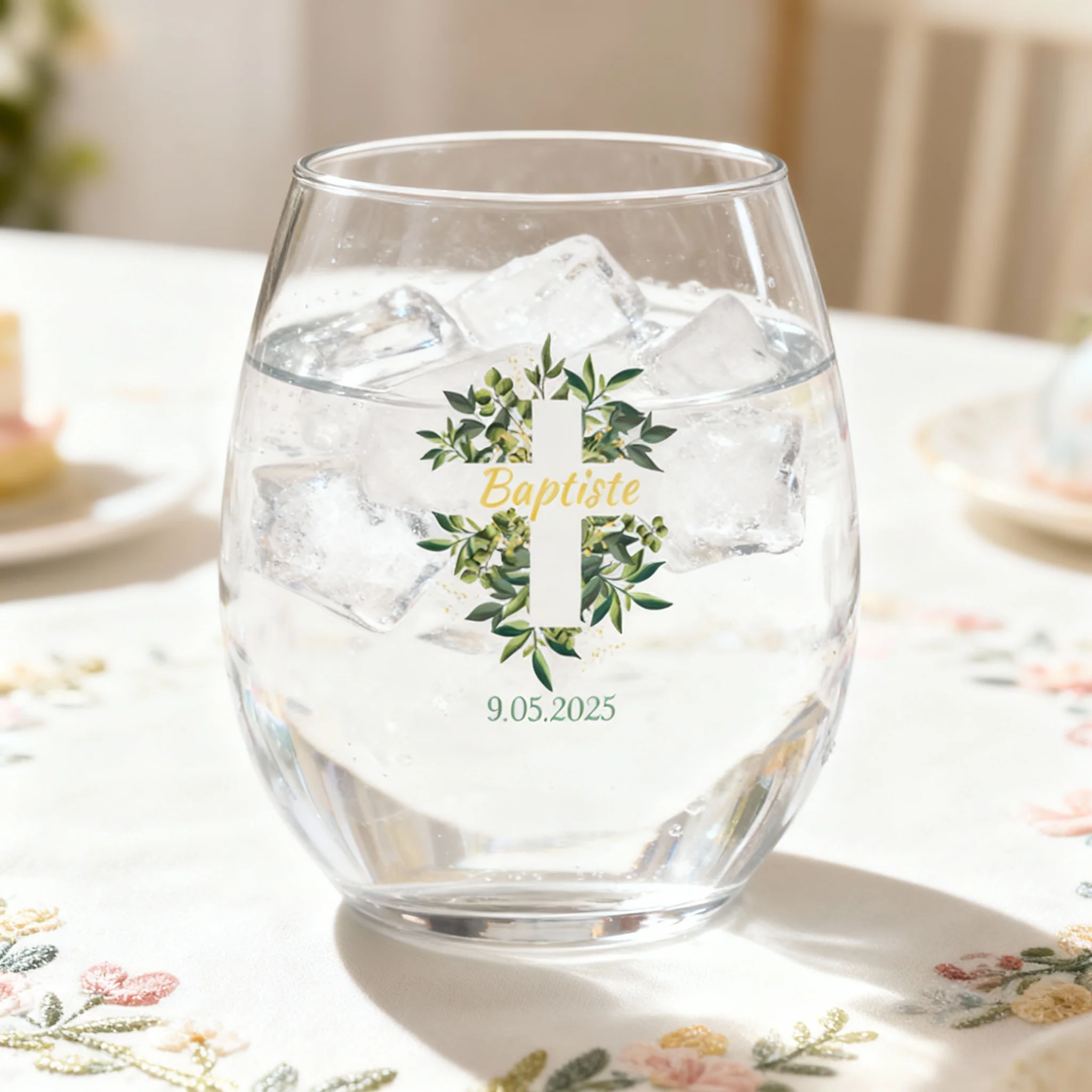 Verre à eau personnalisé incassable -  Baptême Croix & Feuilles - Image 2