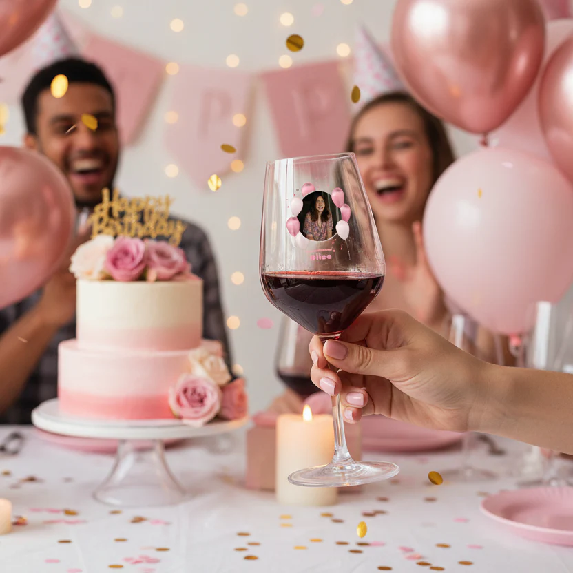 Verre à vin cabernet en verre personnalisé - Anniversaire Photo & Ballons Roses - Image 2